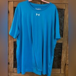 Under Armour Men's Blue drifit Short Sleeve Shirt